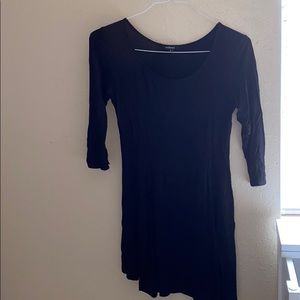 black quarter sleeve dress